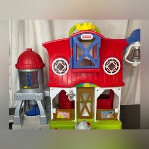 FISHER-PRICE LITTLE PEOPLE CARING FOR ANIMALS FARM PLAYSET